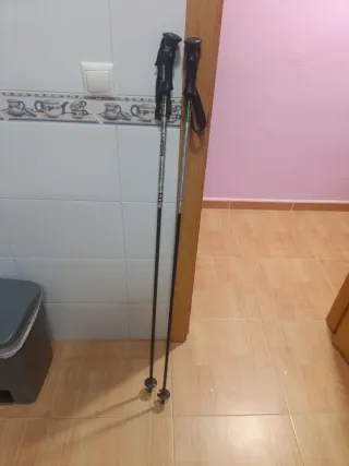 Bastones de senderismo ajustables