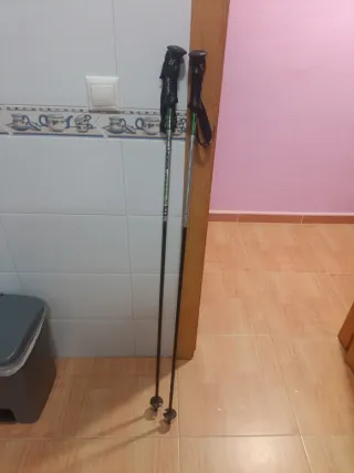 Bastones de senderismo ajustables