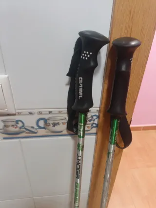 Bastones de senderismo ajustables