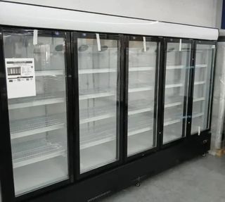 Nevera expositora refrigerada 742026971