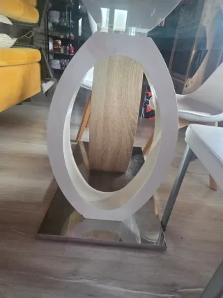 Mesa de comedor cristal templado.