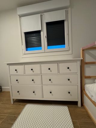 Cómoda IKEA Hemnes 8 cajones Blanca