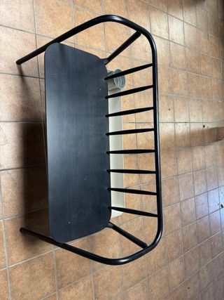 Banco metálico jardín negro