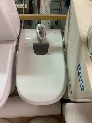 Bidé Roca Dama Retro Blanco con Tapa y Grifo