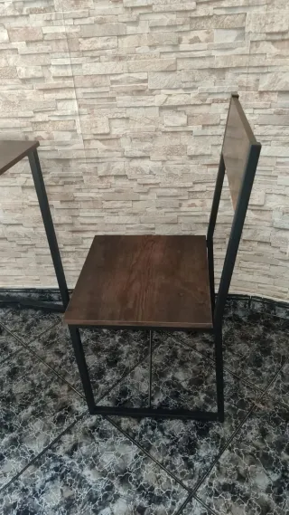 URGENTE Conjunto Mesa y 2 Sillas Industrial