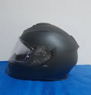 Casco de moto integral negro mate " SCORPION EXO"