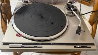 Plato Technics SL-Q303 QUARTZ Direct Drive