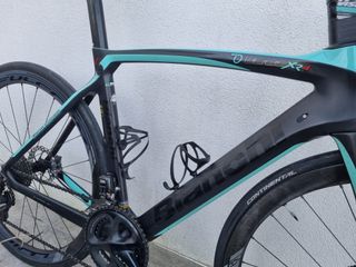 Bicicleta Bianchi Oltre XR4 Ultegra DI2