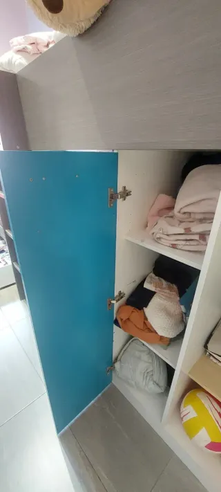 Literal; Armario y cajones incorporado