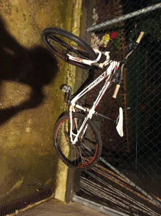 Bicicleta Specialized Hardrock Sport