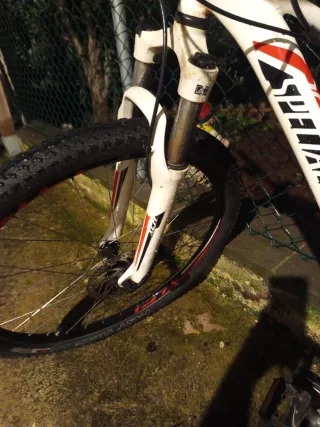 Bicicleta Specialized Hardrock Sport