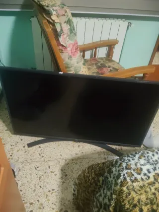 LG Smart TV 43 Negra Funciona