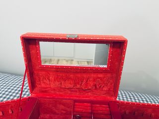 Espectacular joyero Salvador Bachiller