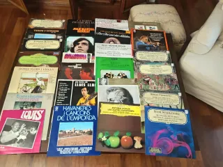 Caja de 180 discos vinilo en un solo pack 100euros