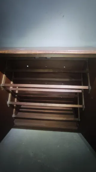 Mueble recibidor de madera