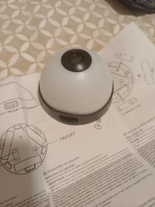 Reloj despertador con proyector