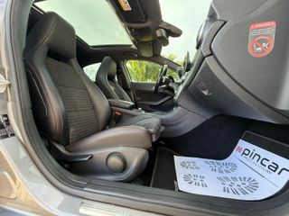 Mercedes-Benz Clase A 200 AMG LINE 7G