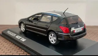 Peugeot 407 SW in scala 1 43