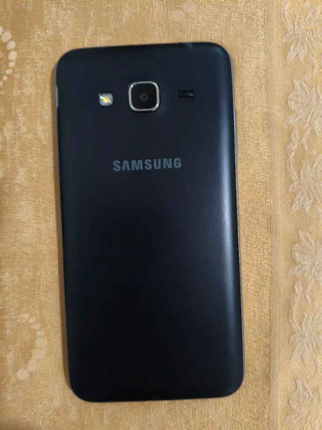 Samsung Galaxy J3 2016 - Libre