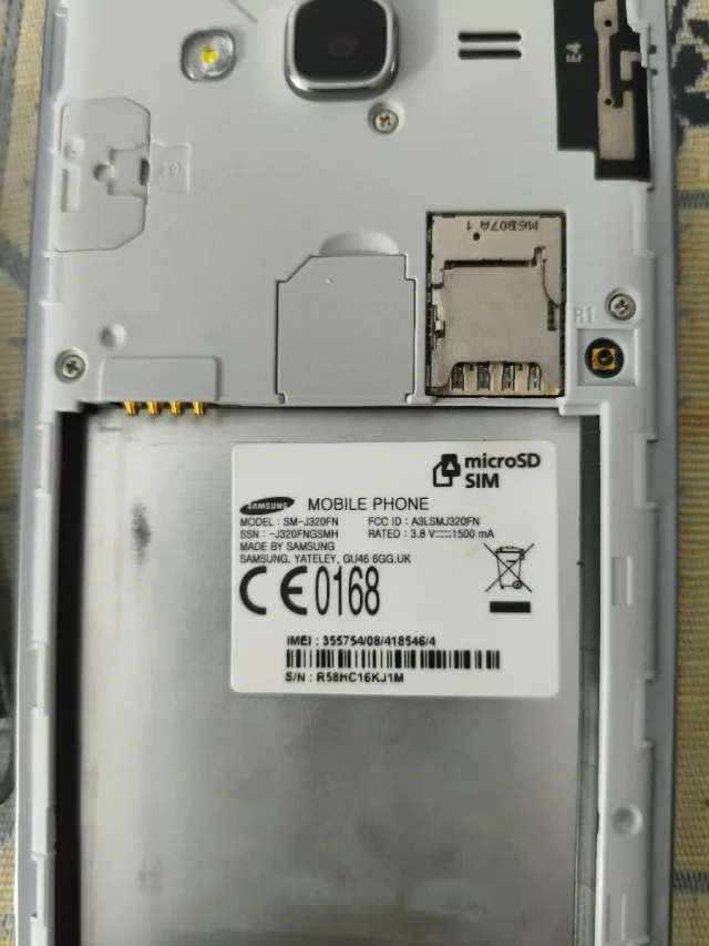 Samsung Galaxy J3 2016 - Libre