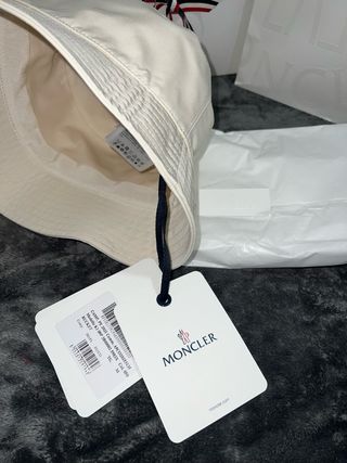 Sombrero Moncler Beige Unisex