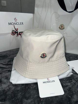 Sombrero Moncler Beige Unisex