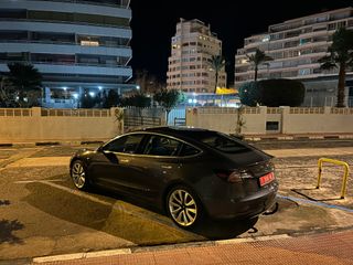 Tesla Model 3 (09/12/2020) Año