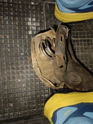 Asiento de bicicleta antiguo TRYBU