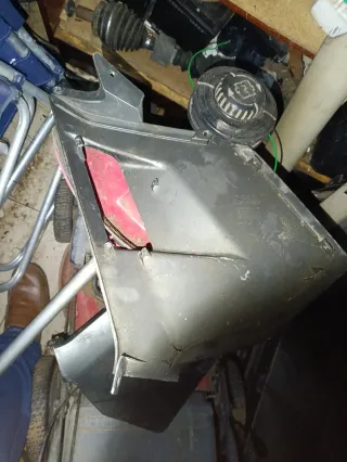 Tapas Laterales Derbi GP1