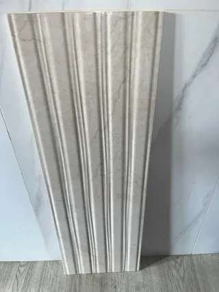 Azulejos de pared con relieve