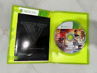 Xbox 360 con Kinect y juegos