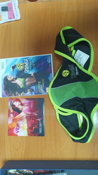 Juego Wii Zumba Fitness 2 + CD Vibe Tribe