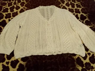 Pantalón pitillo cárdigan calada