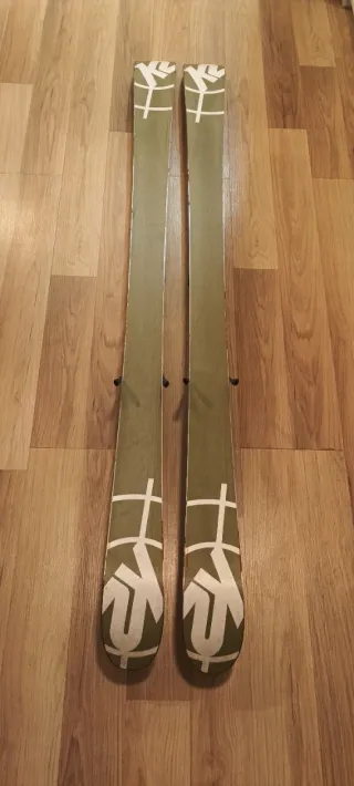 Esquís K2 149cm