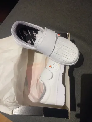 Zuecos Enfermera Dian Blanco