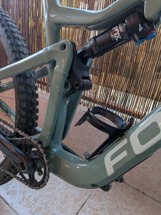 Focus Thron 6.9 (2023) - Talla L - Full XT y Fox