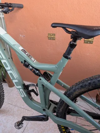 Focus Thron 6.9 (2023) - Talla L - Full XT y Fox