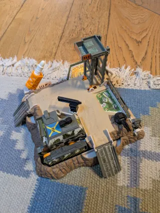 Micro Machines Doppio Colpo Base Militare