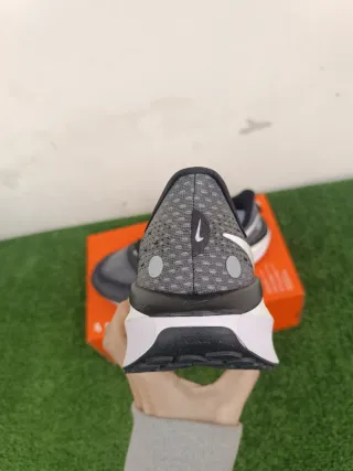 Nike Vomero 17 Scarpe da Corsa