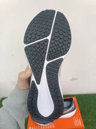 Nike Vomero 17 Scarpe da Corsa