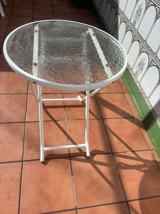 Mesa redonda cristal y metal