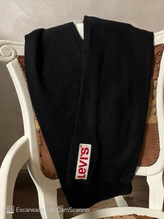 Bufanda Levis logo colorblock