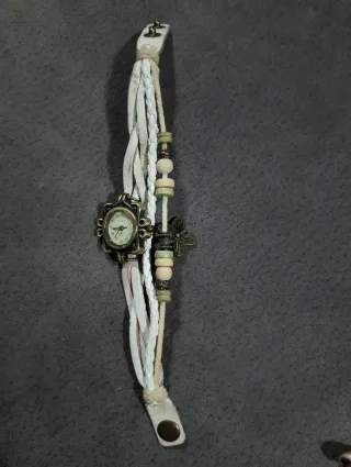 Reloj pulsera estilo boho, sin pila