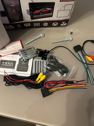 Pantalla Car Play Rotativa con cámara aparcar