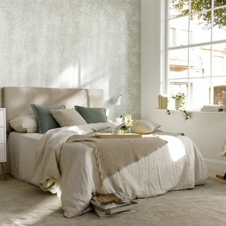 Instalación de papel pintado