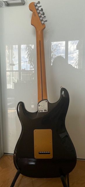 Fender Stratocaster American Ultra 2023
