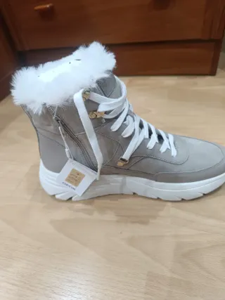 Botas Geox Beige Mujer Talla 41 nuevas