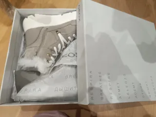 Botas Geox Beige Mujer Talla 41 nuevas