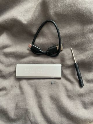 Adaptador SSD a USB (M.2 NVMe PCIe a USB 3.1)