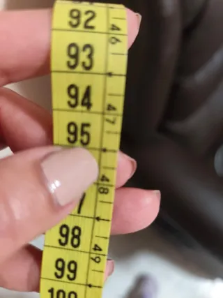 Elegante sillón elevador de piel